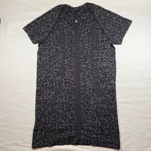 lululemon athletica Tops - lululemon athletica Black and Gray Tank Top